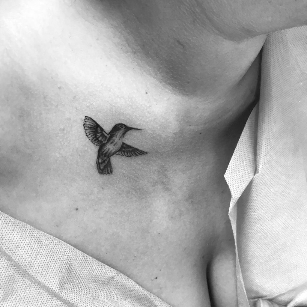 Tattoo Fino - tatuajes minimalistas pequeños y simplificados, ideal para gustos sutiles, discretos y delicados