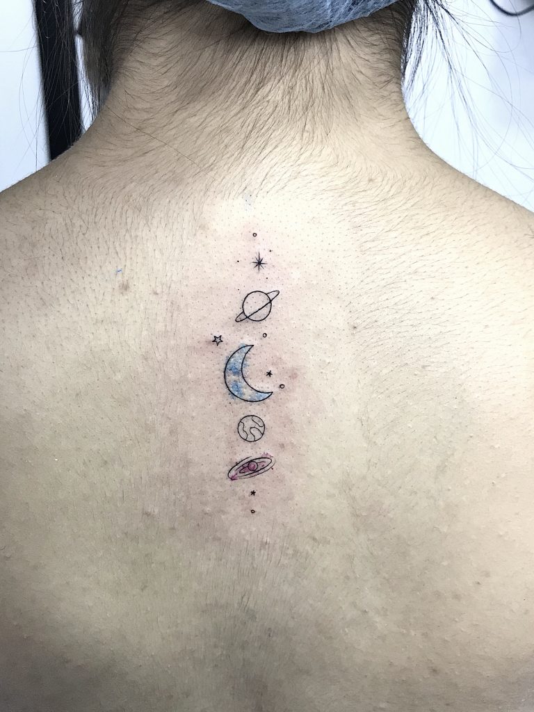 Tattoo Fino - tatuajes minimalistas pequeños y simplificados, ideal para gustos sutiles, discretos y delicados