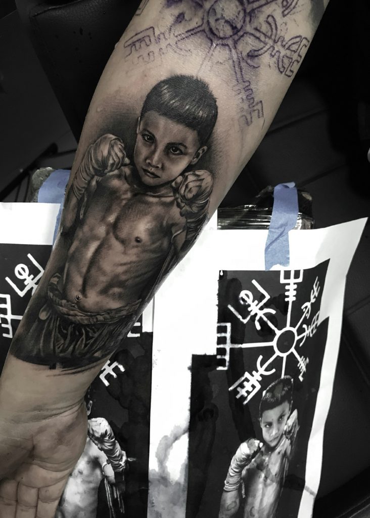 boxeo Tatuajes a sombras tatuajes de diseños en blanco y negro