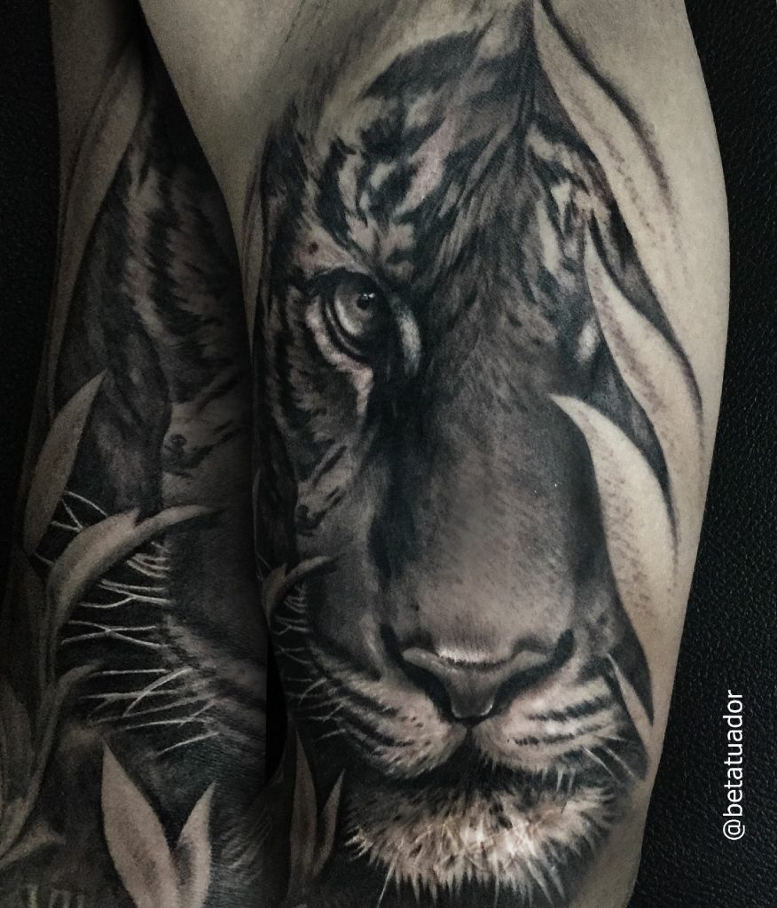 tigre Tatuajes a sombras tatuajes de diseños en blanco y negro